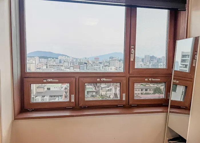 Yeoksam Gangnam 5min Cozy Urban Signature Seul
